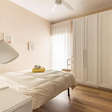 Guesthost - Lido Roomy For 7! * Lido di Camaiore